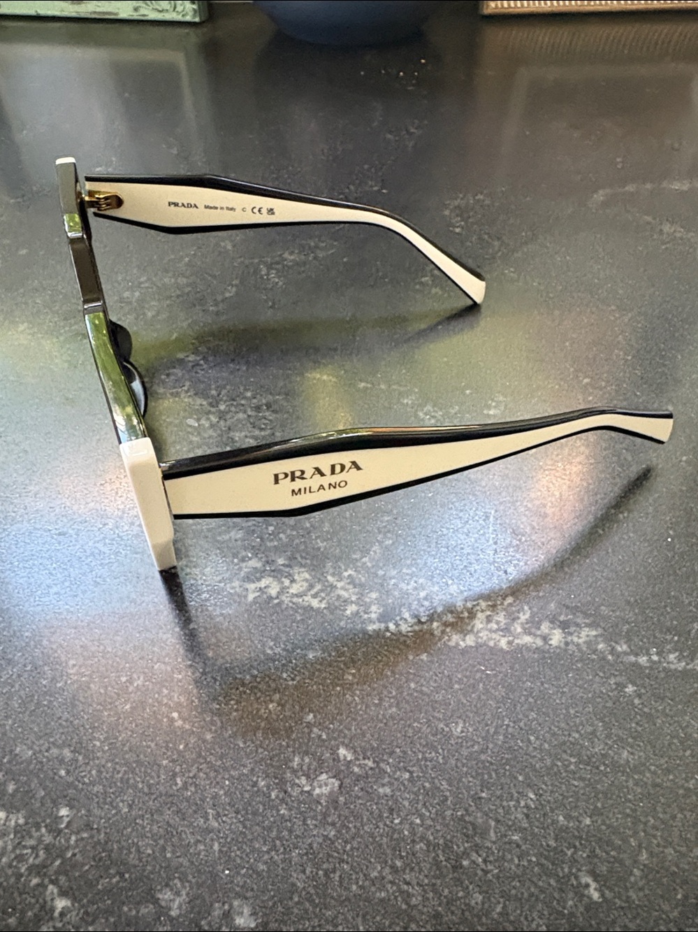 Prada PR 15WS Sunglasses Oversized with case, New - Picture 3 of 6